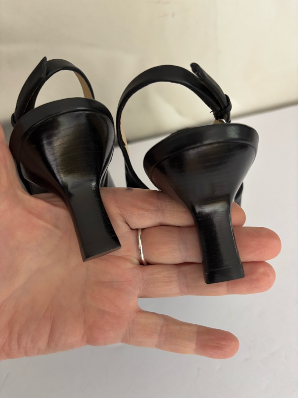 Cole Haan black leather shoes - Picture 6 of 12